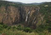 XUV500: Murudeshwara & Jog Falls